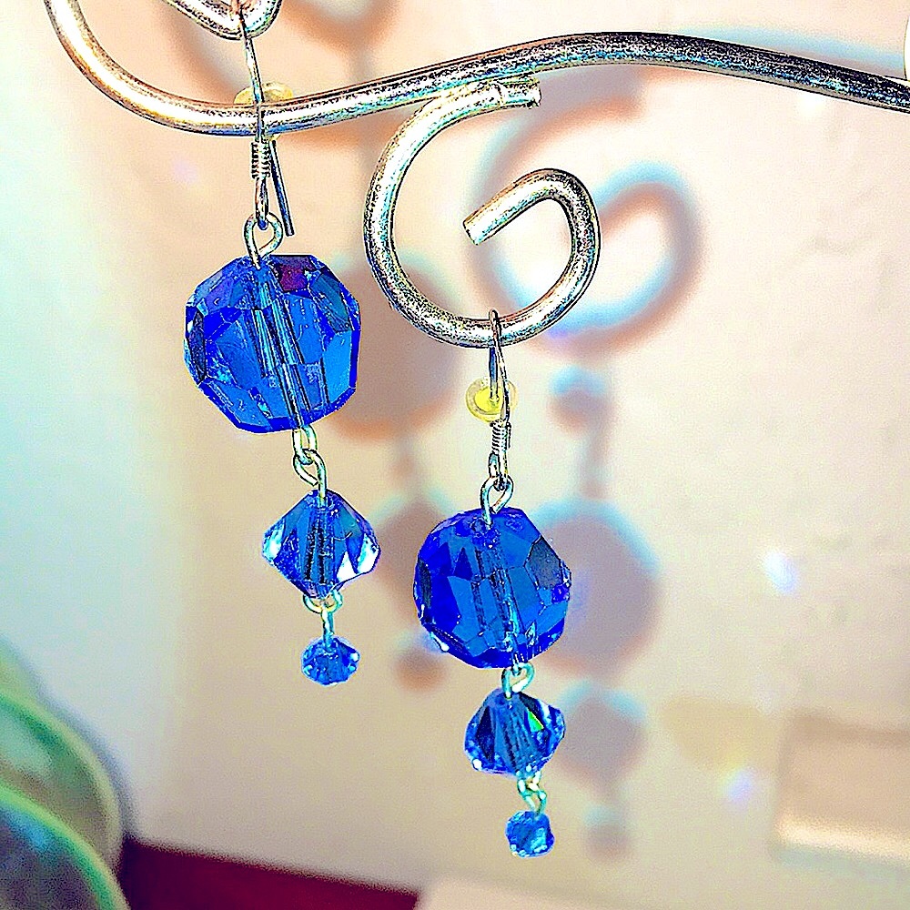VINTAGE JCP silvertone royal blue earrings